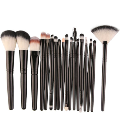 Eighteen Piece Makeup Mascara Brush Set